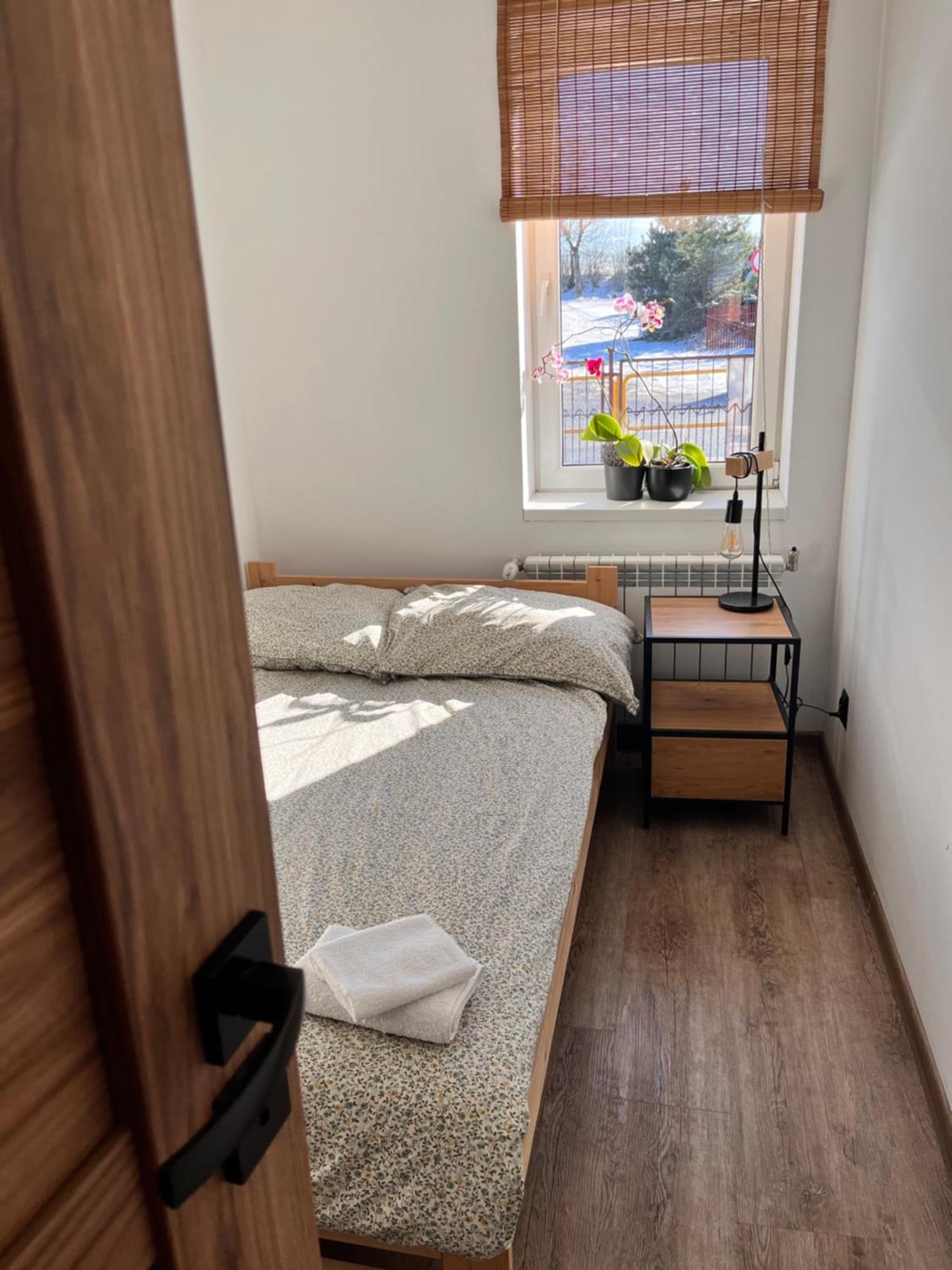 Apartament Numer 1, Dwie Sypialnie Dwa Lozka Ожиш Екстер'єр фото